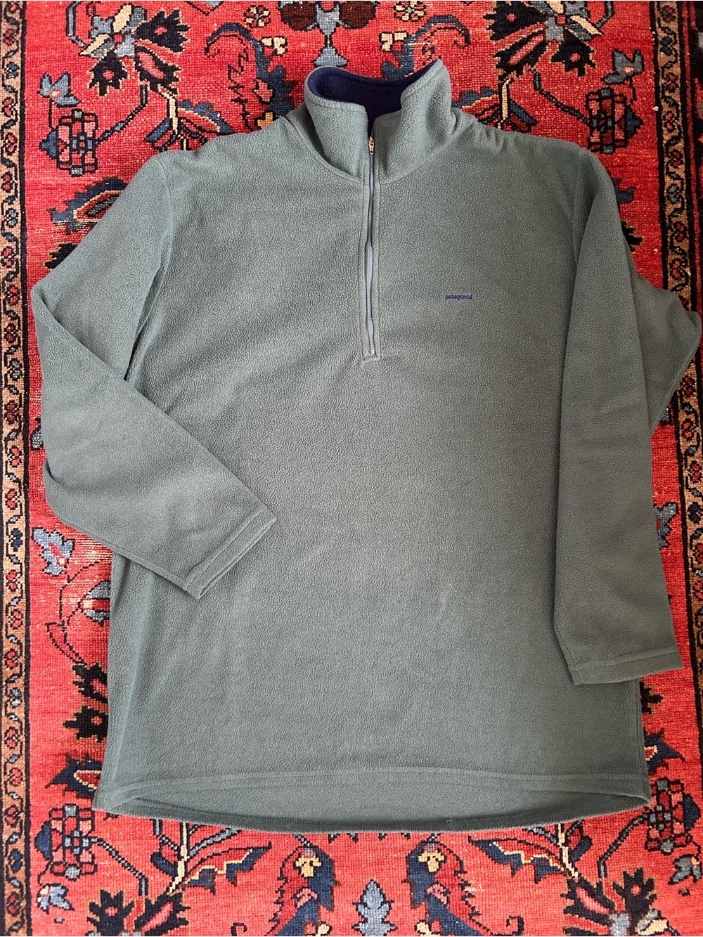Patagonia Green and Navy Fleece Half-Zip Pullover